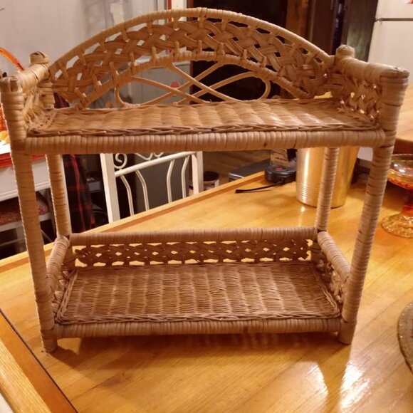 Vintage Wicker Rattan Hanging or Standing Shelf 17" x 18" - Picture 1 of 6
